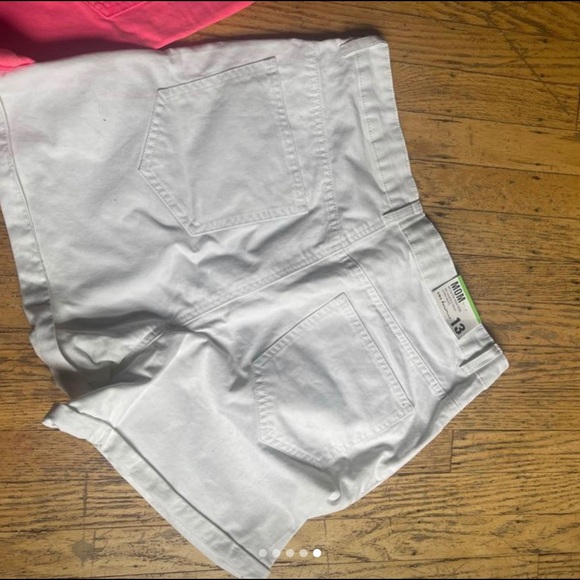 Urban Planet 2/$20 Mom Shorts BNWT - Picture 4 of 5